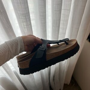 Platform Birkenstock Gizeh Sandals